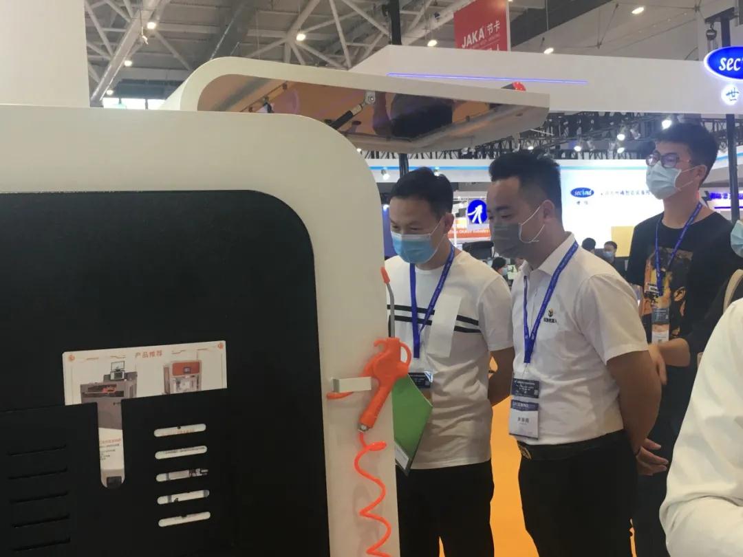 自動(dòng)焊錫機(jī)